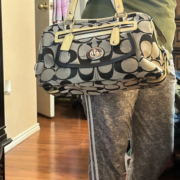 Coach Gray and Black Women's Bag - Picture 11 of 12